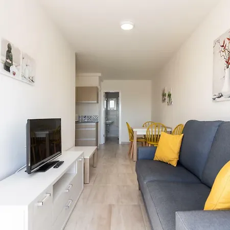 2 Min Walk To - Private Terrace - Some With Sea Views Apartment *