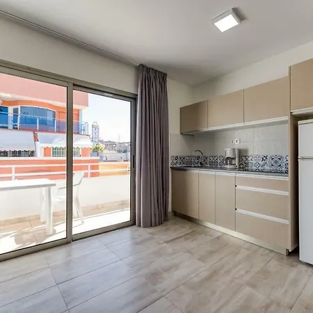 Apartment 2 Min Walk To - Private Terrace - Some With Sea Views La Playa de Arguineguín