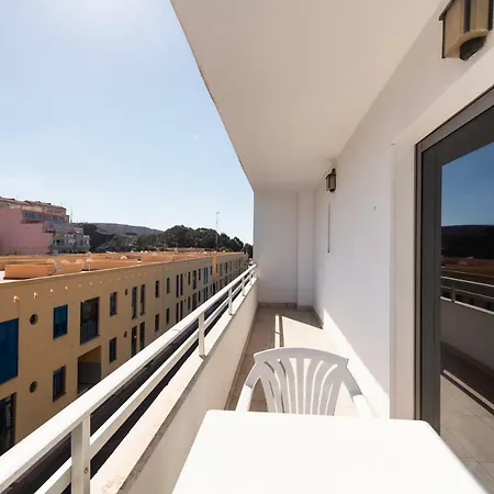 2 Min Walk To - Private Terrace - Some With Sea Views Apartment *