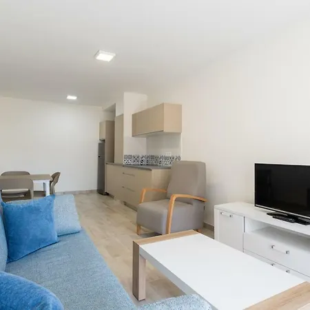 Apartment 2 Min Walk To - Private Terrace - Some With Sea Views La Playa de Arguineguin