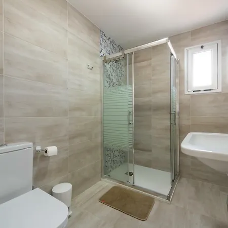 Apartment 2 Min Walk To - Private Terrace - Some With Sea Views La Playa de Arguineguin